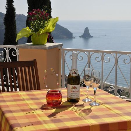 Stella'S Apartments Agios Gordios (Corfu) Exterior foto