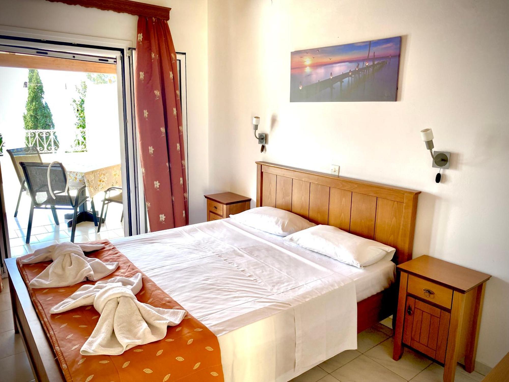 Stella'S Apartments Agios Gordios (Corfu) Exterior foto