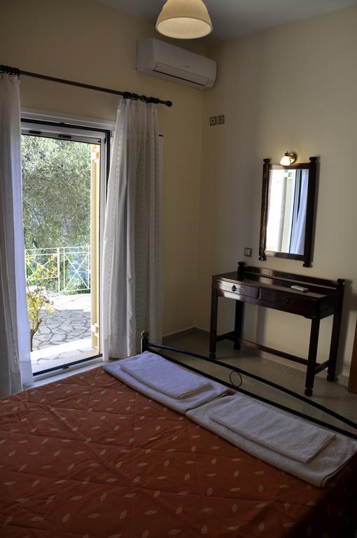 Stella'S Apartments Agios Gordios (Corfu) Exterior foto