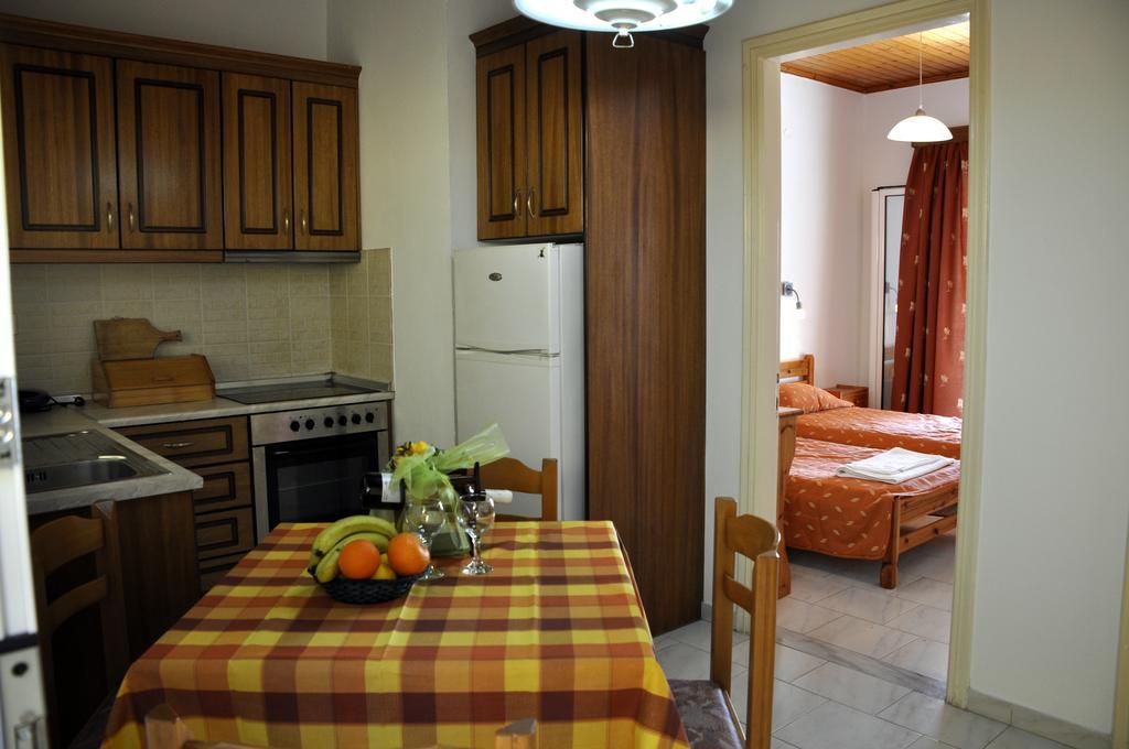 Stella'S Apartments Agios Gordios (Corfu) Quarto foto